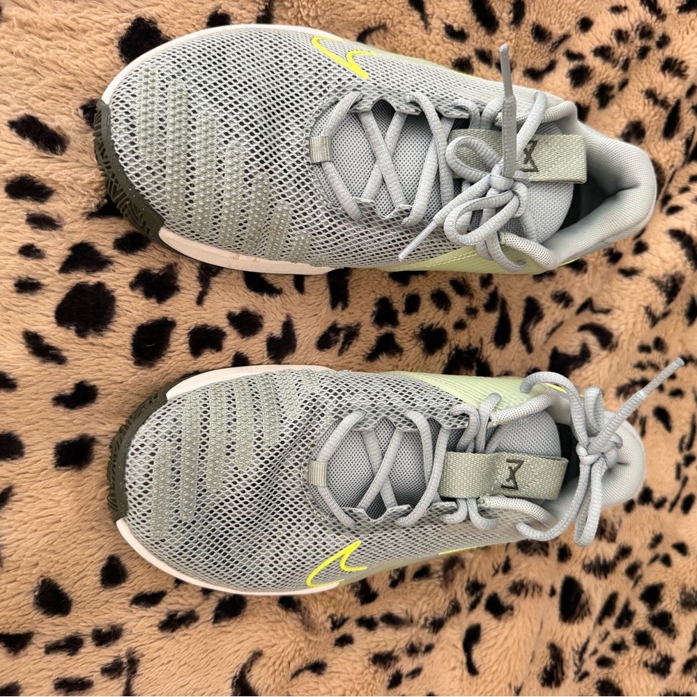 Nike Metcon Light Green Sneakers